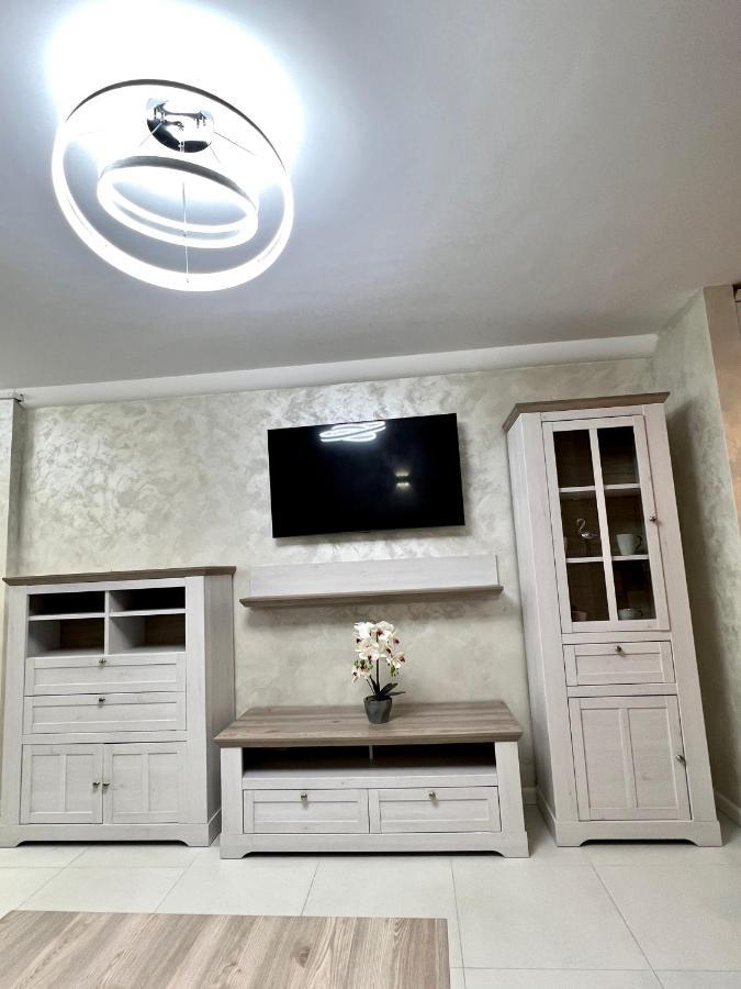 Bo│No Apartment Sibiu Ngoại thất bức ảnh