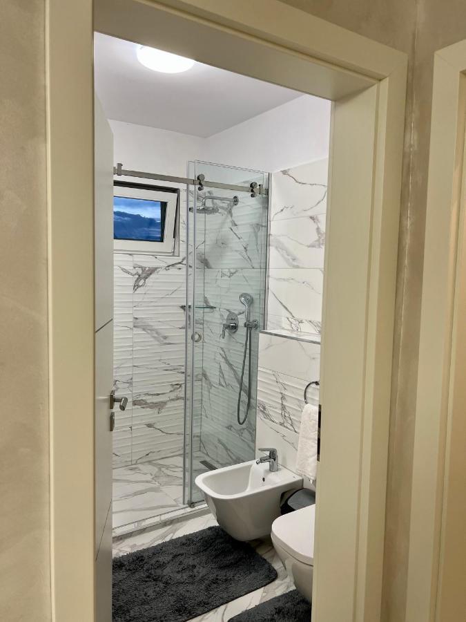 Bo│No Apartment Sibiu Ngoại thất bức ảnh