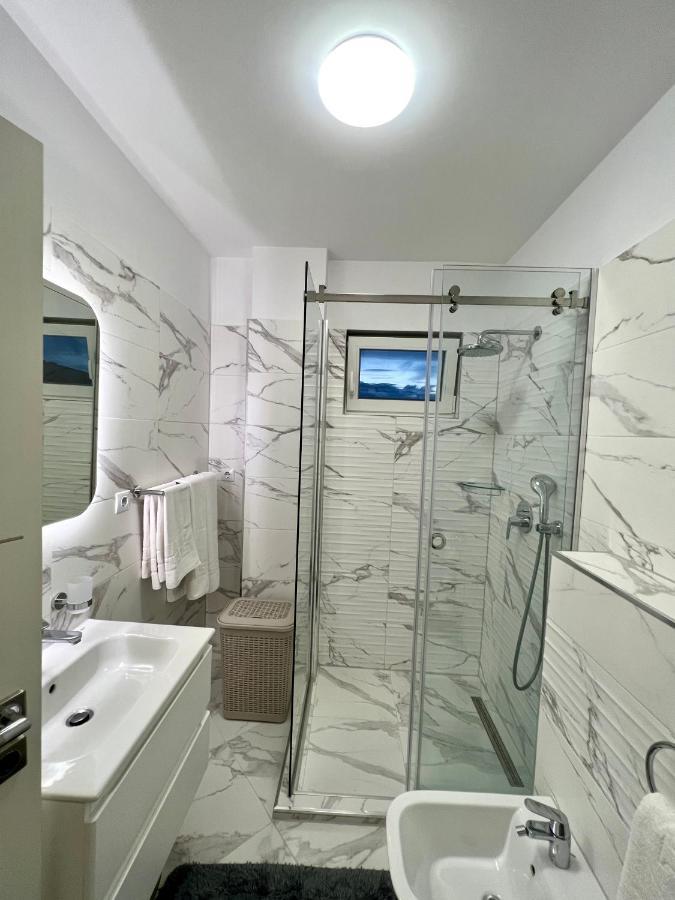 Bo│No Apartment Sibiu Ngoại thất bức ảnh